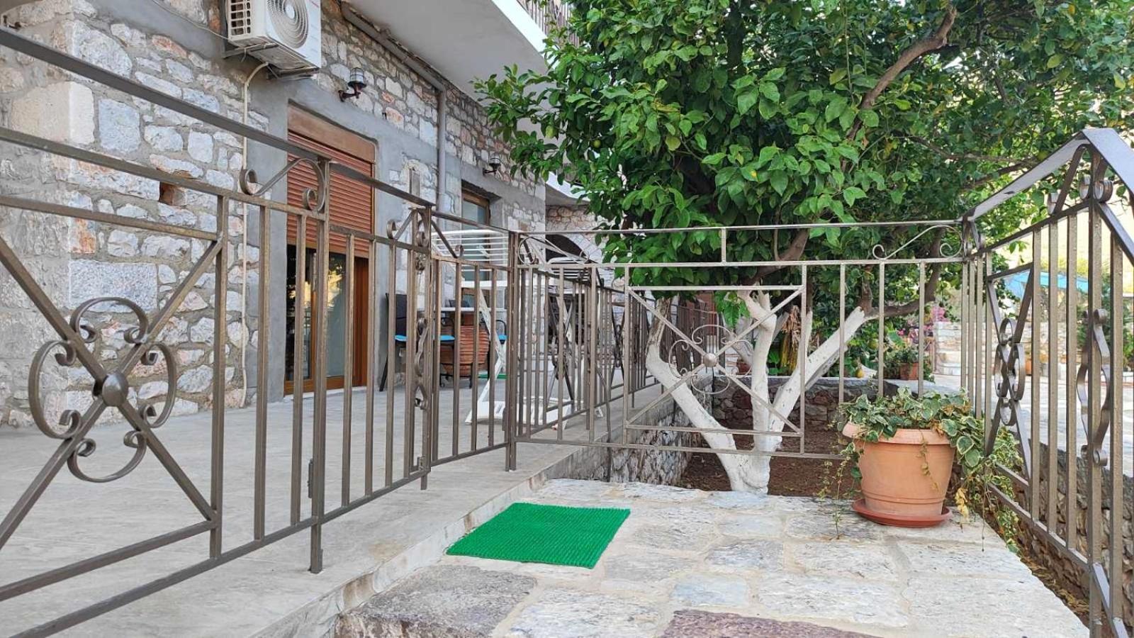 Traditional House Alepis In Areopolis Exterior foto